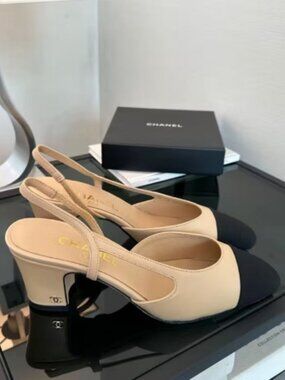 Chanel Slingback Pumps, Size 38 / US 8